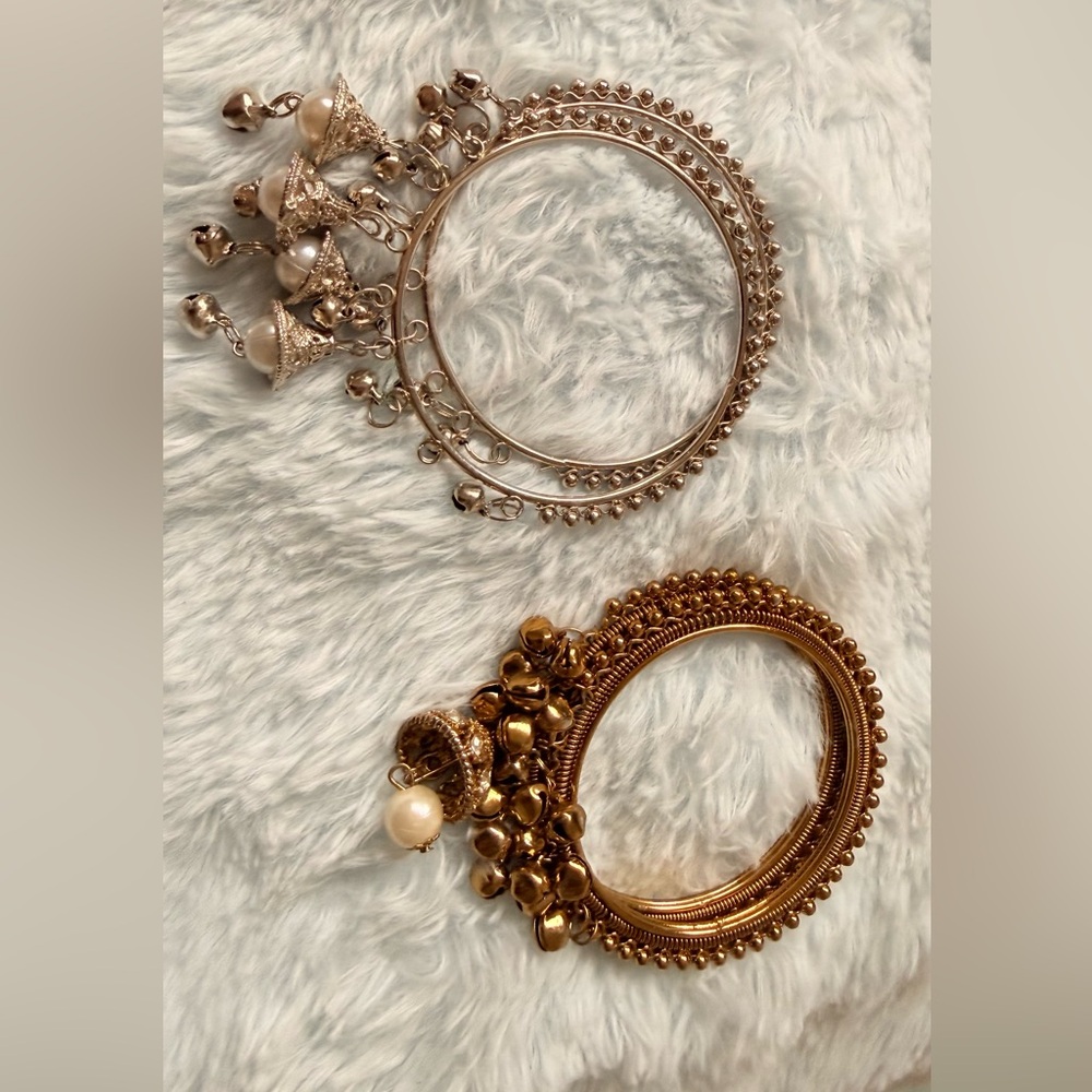 2.6 size bangles 2 pairs
